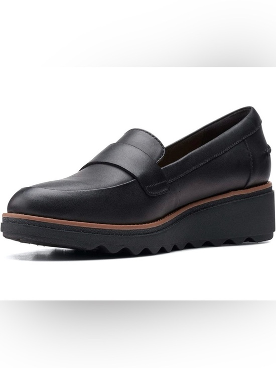 Clarks Shoes - Clark’s Women’s Black Leather Platform Penny Loafers